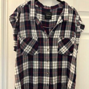 Flannel Sleeveless Top from Jachs Girlfriend Collection